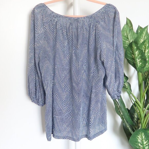 Banana Republic 100% Silk Blue White Striped Peasant Blouse Size L Boho Chic - Picture 4 of 9